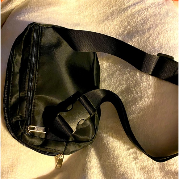 unbranded Handbags - NWOT- Black waist belt bag. Fanny pack. Two zipper compartments.$5 or deal 2/$10